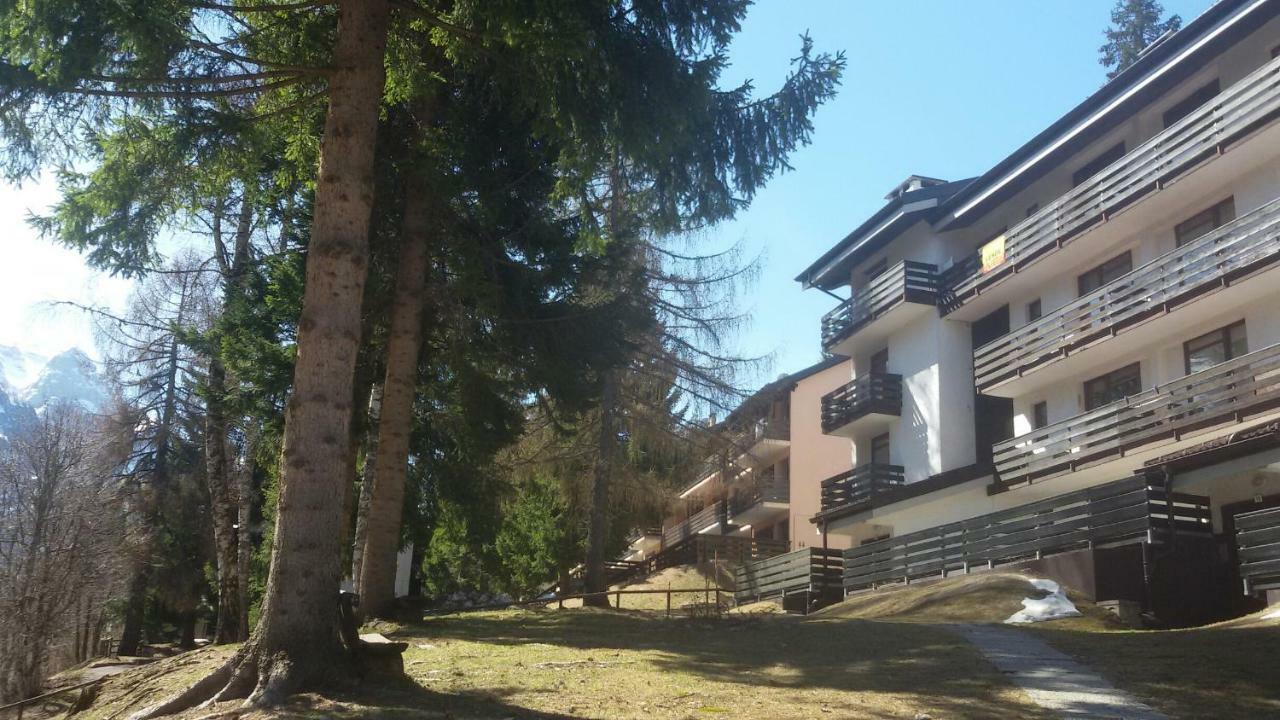 Apartmán Casa Cinque Funghi A Folgarida Exteriér fotografie